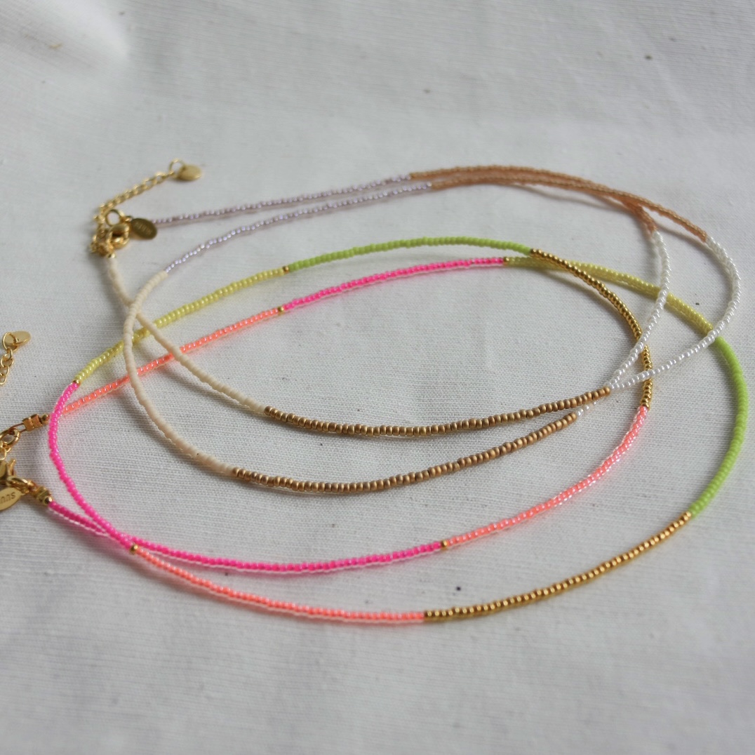Menselijk ras van afdeling ketting/armband neon kralen - SUUS - Handmade jewellerySUUS – Handmade  jewellery
