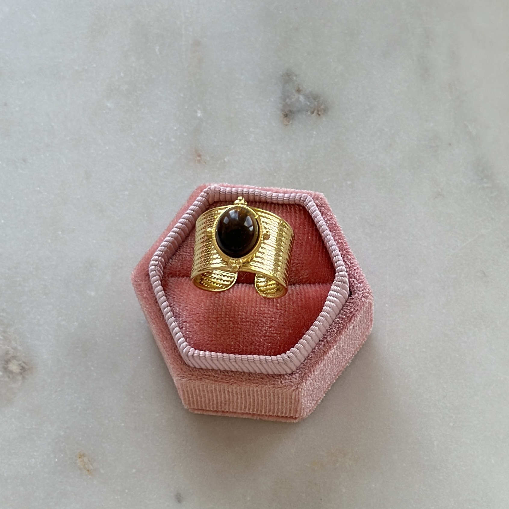 ring eye of the tiger 1 ring eye of the tiger