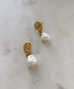 oorbellen chic shell pearl 5 IMG 5951 VSCO